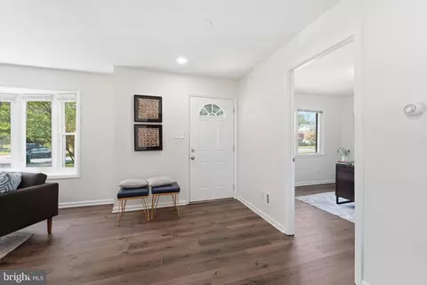 Entry Way - 1105 Chiswell Ln, Silver Spring, MD 20901 photo 1 of 9