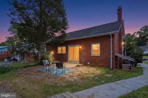 Exterior - 1105 Chiswell Ln, Silver Spring, MD 20901 photo 3 of 10