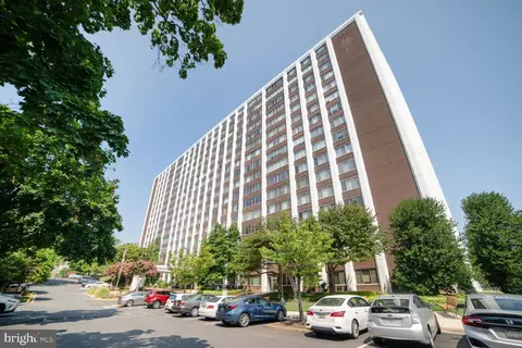 11801 Rockville Pike #1513, Rockville, MD 20852