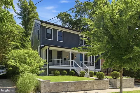 Exterior - 611 Mississippi Ave, Silver Spring, MD 20910 photo 3 of 18