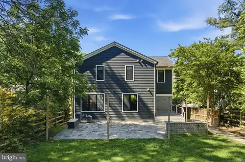 Exterior - 611 Mississippi Ave, Silver Spring, MD 20910 photo 17 of 18
