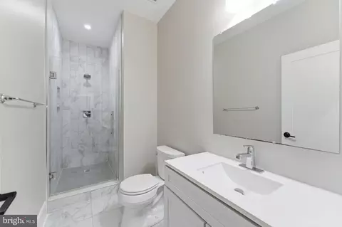 Bath - 611 Mississippi Ave, Silver Spring, MD 20910 photo 5 of 6