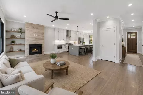 Living - 611 Mississippi Ave, Silver Spring, MD 20910 photo 1 of 4