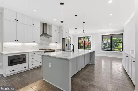 Kitchen - 611 Mississippi Ave, Silver Spring, MD 20910 photo 2 of 2