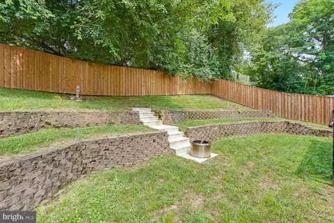 Exterior - 4313 Ivy Glen Rd, Silver Spring, MD 20906 photo 5 of 7