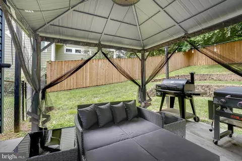 Exterior - 4313 Ivy Glen Rd, Silver Spring, MD 20906 photo 3 of 7