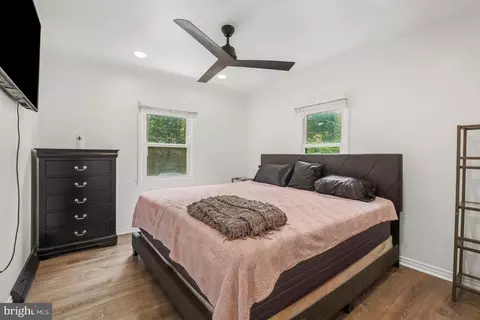 Bedroom - 4313 Ivy Glen Rd, Silver Spring, MD 20906 photo 1 of 4