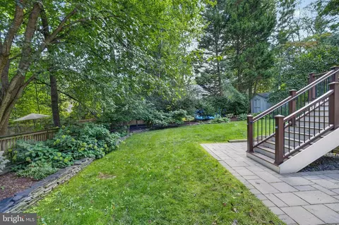 Exterior - 1510 Live Oak Dr, Silver Spring, MD 20910 photo 10 of 11