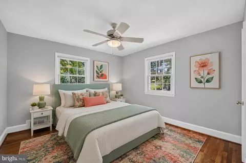 Bedroom - 1510 Live Oak Dr, Silver Spring, MD 20910 photo 3 of 6