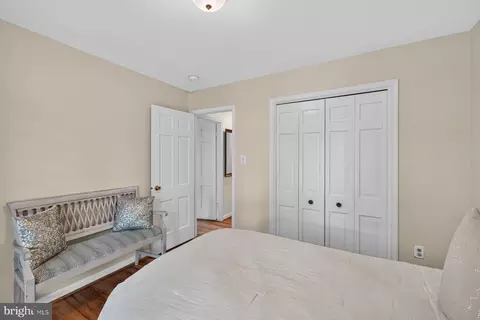 Bedroom - 1602 Lemontree Ln, Silver Spring, MD 20904 photo 7 of 10