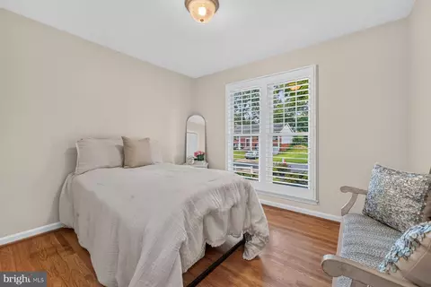 Bedroom - 1602 Lemontree Ln, Silver Spring, MD 20904 photo 6 of 10