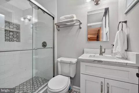 Bath - 1602 Lemontree Ln, Silver Spring, MD 20904 photo 1 of 5