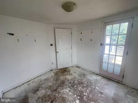 Bedroom - 15121 Barnesville, Boyds, MD 20841 photo 2 of 6