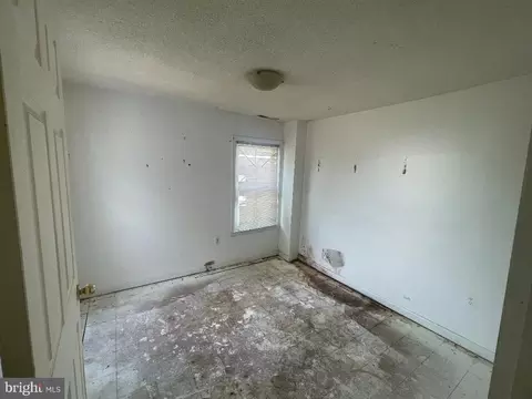 Bedroom - 15121 Barnesville, Boyds, MD 20841 photo 6 of 6
