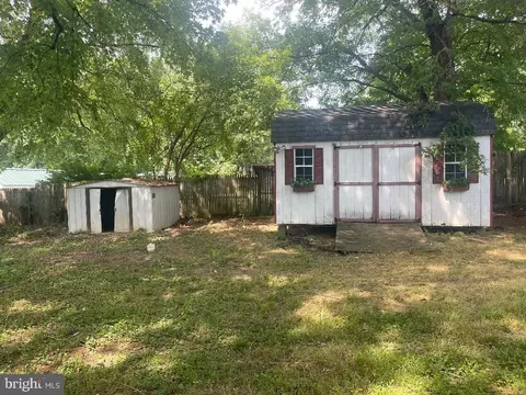 Exterior - 15121 Barnesville, Boyds, MD 20841 photo 5 of 6