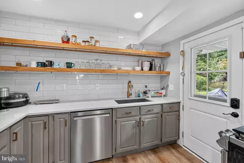 Kitchen - 1711 Brisbane St, Silver Spring, MD 20902 photo 1 of 2