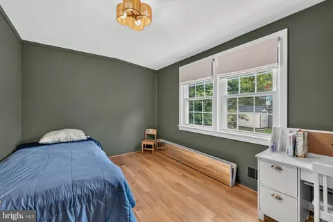 Bedroom - 1711 Brisbane St, Silver Spring, MD 20902 photo 4 of 5