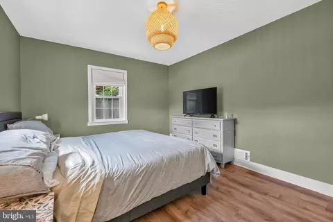 Bedroom - 1711 Brisbane St, Silver Spring, MD 20902 photo 2 of 5