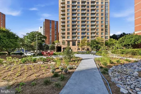 Exterior - 1220 Blair Mill Rd #1008, Silver Spring, MD 20910 photo 3 of 9