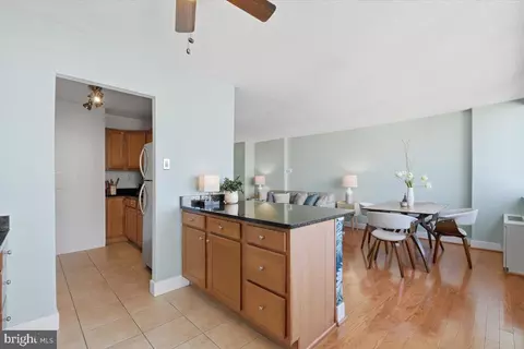Kitchen - 1220 Blair Mill Rd #1008, Silver Spring, MD 20910 photo 2 of 6