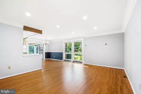 Living - 3520 Chiswick Ct #37-C, Silver Spring, MD 20906 photo 1 of 2