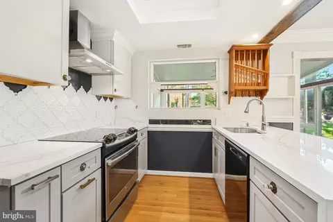 Kitchen - 3520 Chiswick Ct #37-C, Silver Spring, MD 20906 photo 2 of 3
