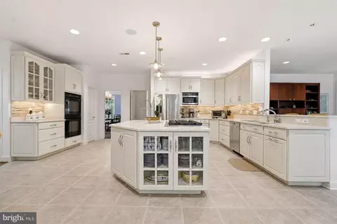 Kitchen - 11640 Piney Spring Ln, Potomac, MD 20854 photo 2 of 2