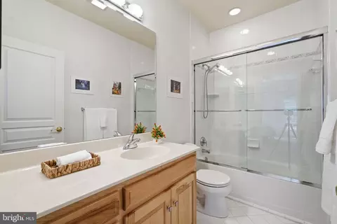 Bath - 11640 Piney Spring Ln, Potomac, MD 20854 photo 4 of 5