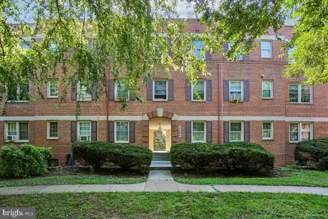 2406 Colston Dr #301-C, Silver Spring, MD 20910