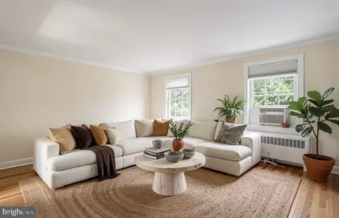 Living - 2406 Colston Dr #301-C, Silver Spring, MD 20910 photo 2 of 5