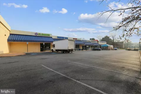 Exterior - 2406 Colston Dr #301-C, Silver Spring, MD 20910 photo 18 of 28