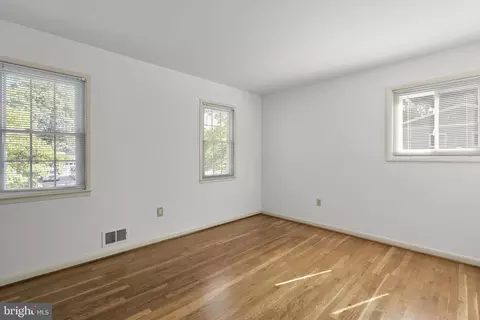 Bedroom - 13007 Collingwood Ter, Silver Spring, MD 20904 photo 4 of 7