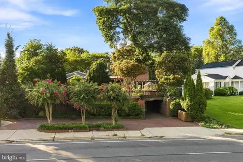 4105 E West Hwy, Chevy Chase, MD 20815