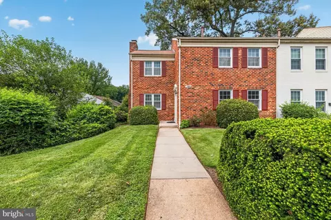 786 College Pkwy, Rockville, MD 20850