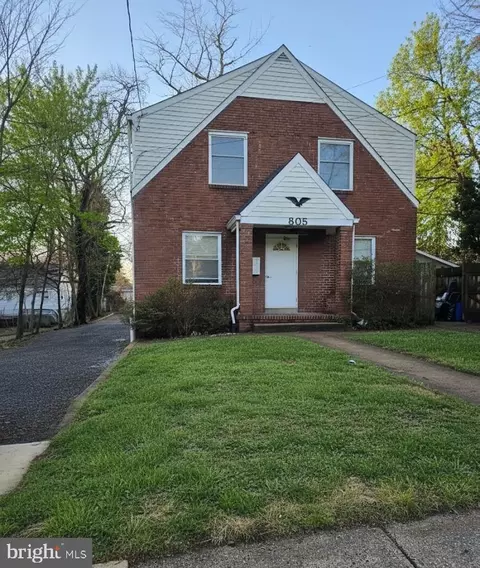 805 Houston Ave, Takoma Park, MD 20912