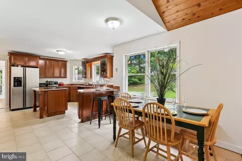 Other - 17034 Barn Ridge Dr, Silver Spring, MD 20906 photo 6 of 13