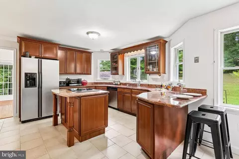 Kitchen - 17034 Barn Ridge Dr, Silver Spring, MD 20906 photo 1 of 2