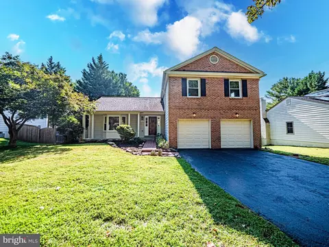 406 Feather Rock Dr, Rockville, MD 20850