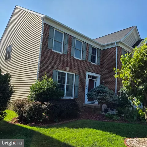Exterior - 21701 Seneca Ayr Dr, Boyds, MD 20841 photo 4 of 6