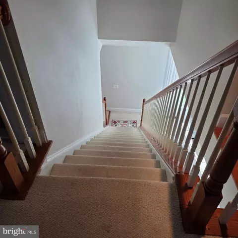 Entry Way - 21701 Seneca Ayr Dr, Boyds, MD 20841 photo 9 of 10