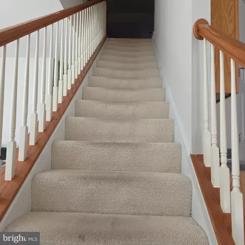 Entry Way - 21701 Seneca Ayr Dr, Boyds, MD 20841 photo 4 of 10