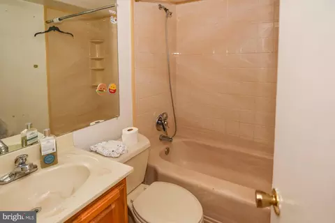 Bath - 2901 Lisage Way, Silver Spring, MD 20904 photo 1 of 1