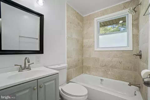 Bath - 10705 Lockridge Dr, Silver Spring, MD 20901 photo 1 of 7