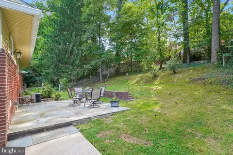 Exterior - 10705 Lockridge Dr, Silver Spring, MD 20901 photo 1 of 3