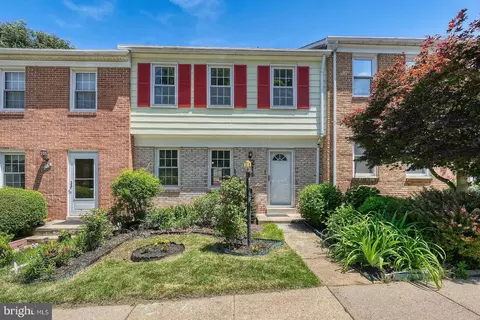 214 Pender Pl, Rockville, MD 20850
