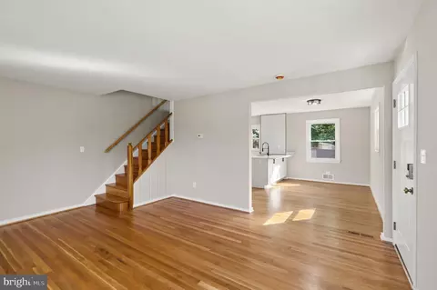Living - 3109 Medway St, Silver Spring, MD 20902 photo 1 of 3