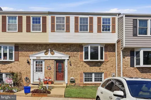 Exterior - 17676 Kohlhoss Rd, Poolesville, MD 20837 photo 3 of 9