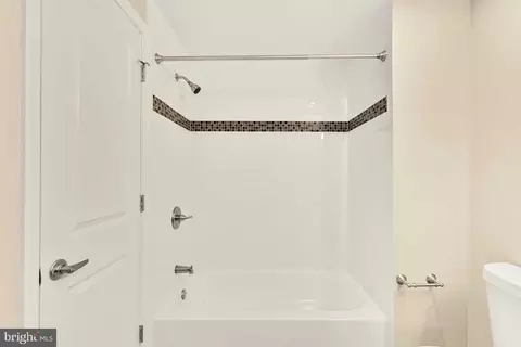 Bath - 15009 Travert Way, Silver Spring, MD 20906 photo 2 of 4