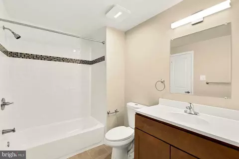 Bath - 15009 Travert Way, Silver Spring, MD 20906 photo 1 of 4