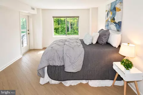 Bedroom - 14809 Pennfield Cir #415, Silver Spring, MD 20906 photo 3 of 4